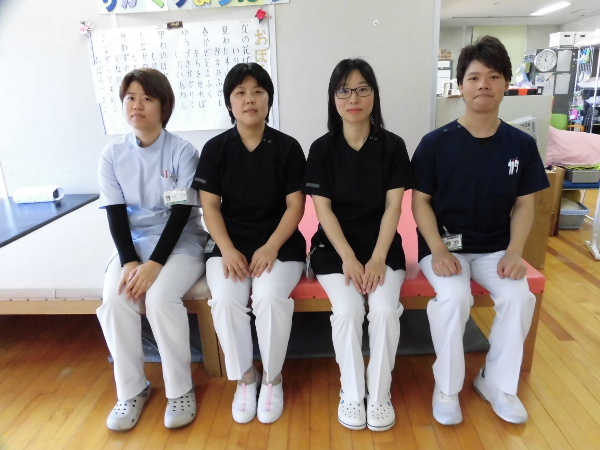 画像に alt 属性が指定されていません。ファイル名: rehabili_sagyou.jpg